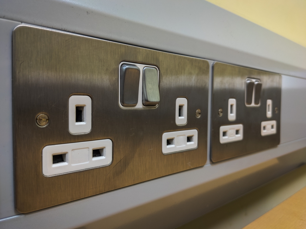 Commercial electrician Edinburgh